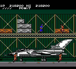 秘密基地には侵入者にしか反応しない地雷がいっぱい